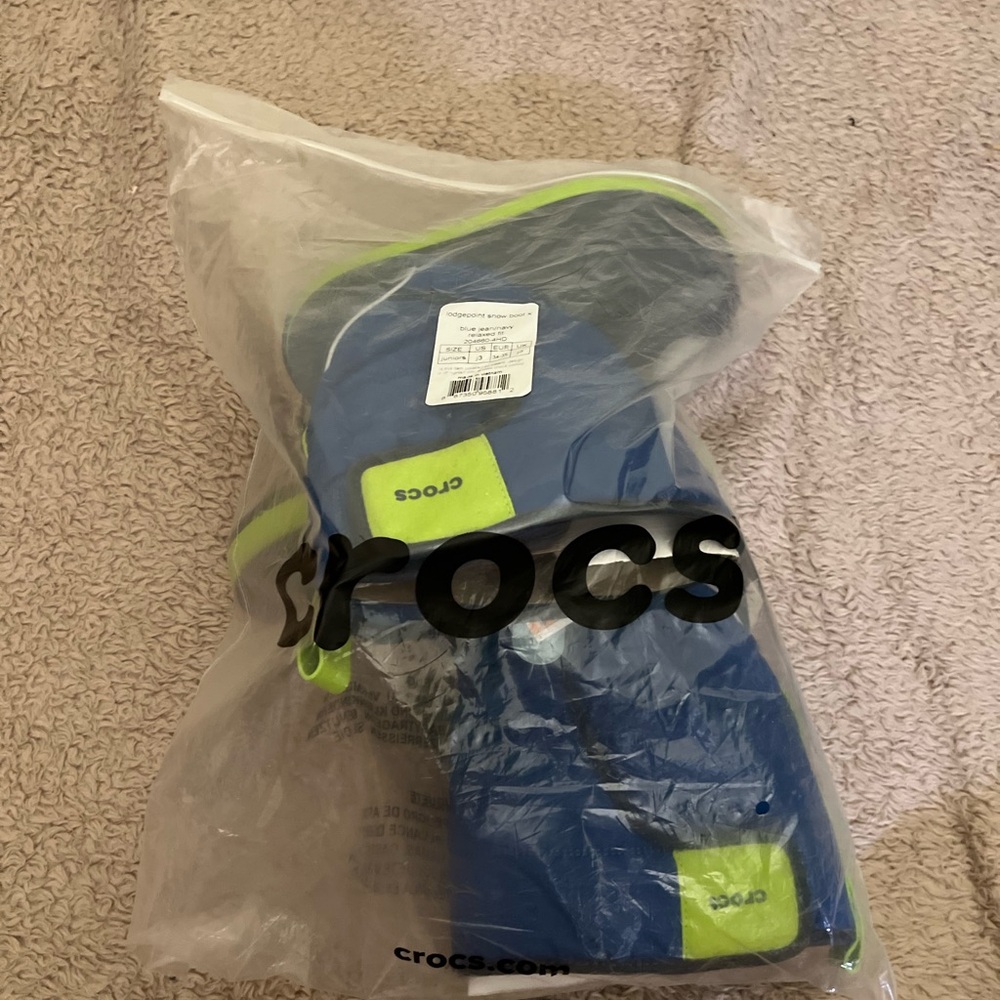 CROCS Blue and Green Rain & Snow Boots - Picture 7 of 8